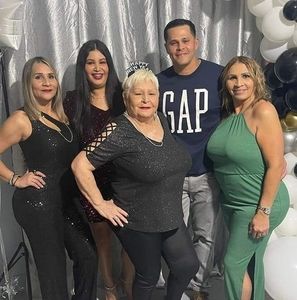 Meet your Posher, Lucy